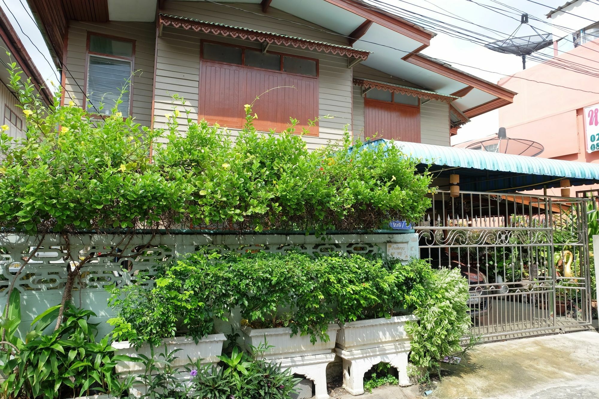 Hotel Oyo 691 Don Muang Boutique House Bangkok Exterior foto